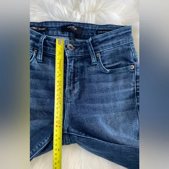 VintageHAALAwoman’s westerly straight blue jeans size 25
